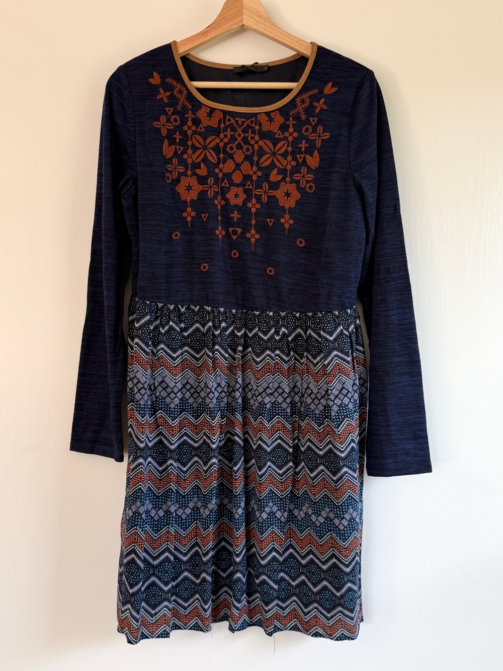 Women’s Navy and Rust Long-Sleeve Embroidered Knit Dress Pleated Skirt Boho Fall